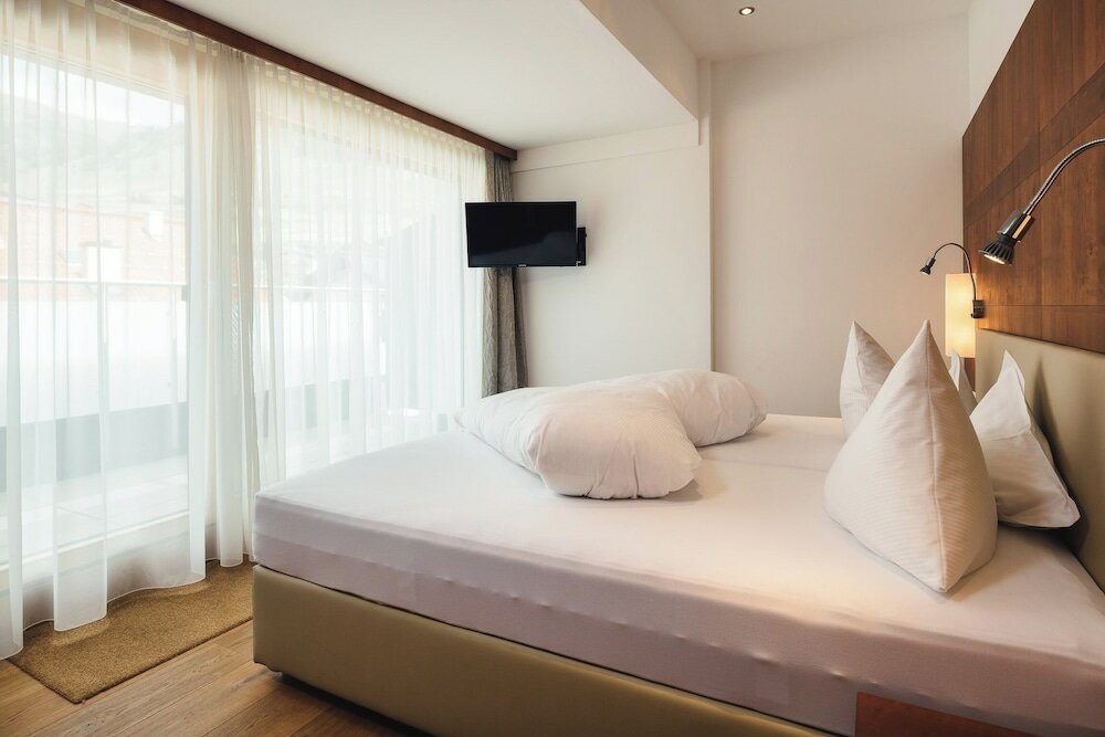 Фото Schneeweiss