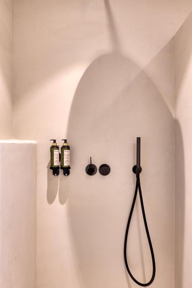 Фото Clementina Paros