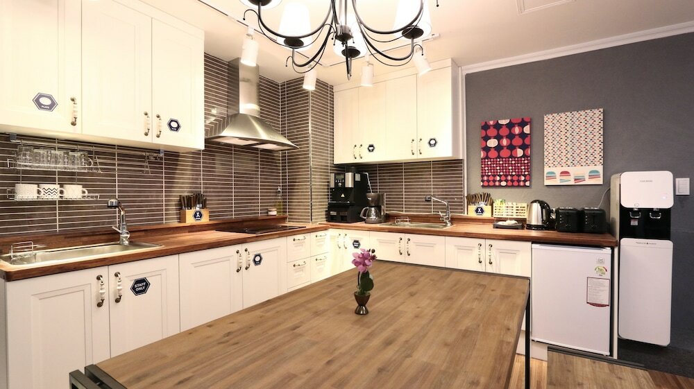 Фото Blueboat Hostel Myeongdong