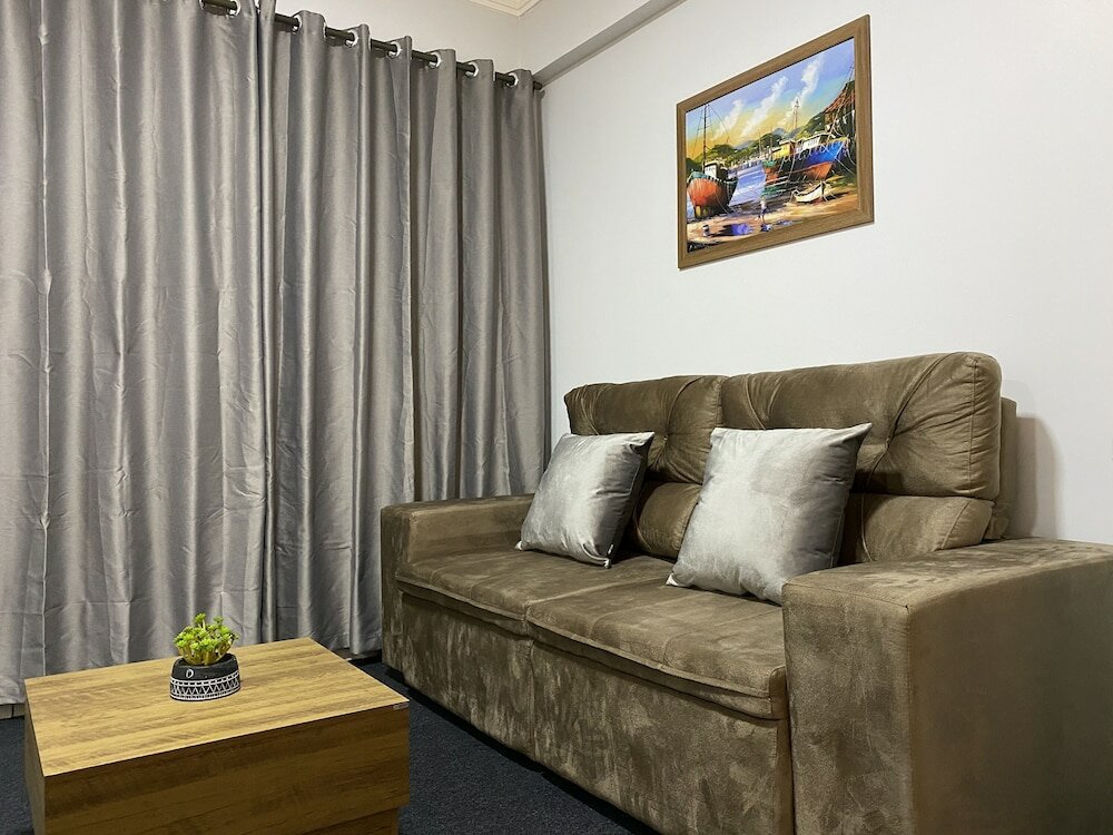 Фото B & A Suites Inn