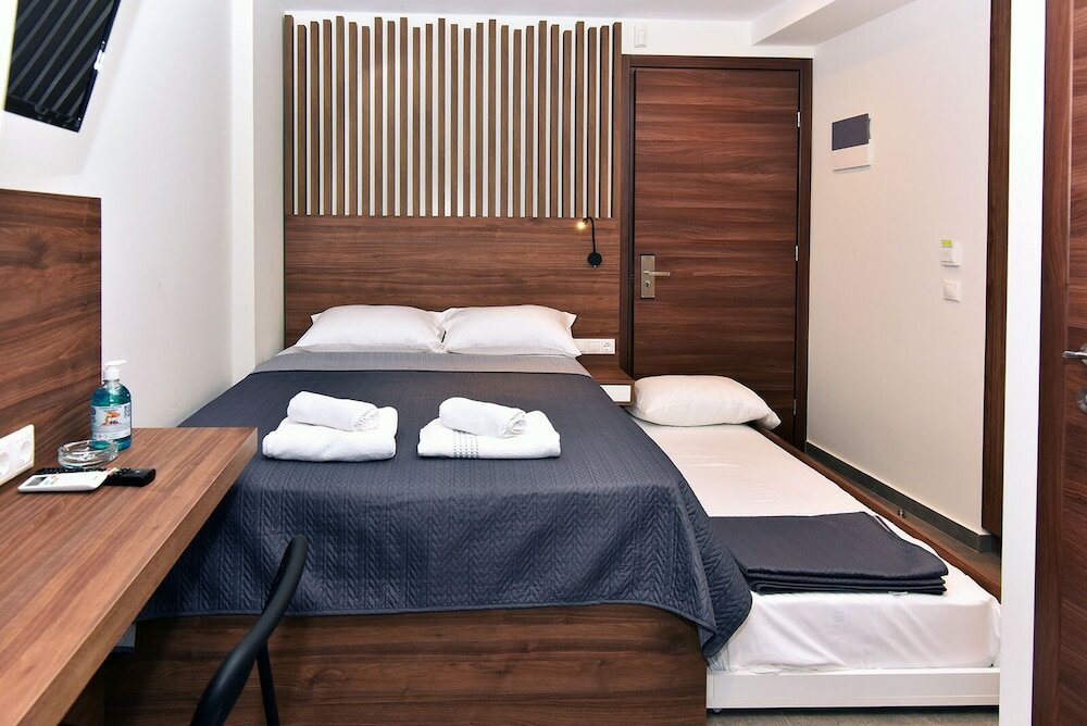 Фото Eutopia Hotel