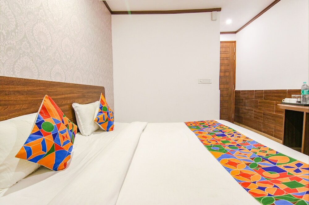 Фото Fabexpress The Divine Residency