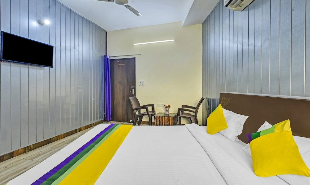 Фото Itsy by Treebo - Krishna Heights