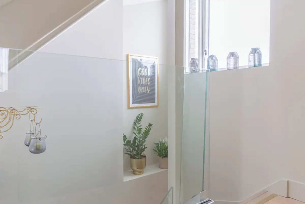 Фото Chic 2bd Flat With Roof Terrace - Kilburn