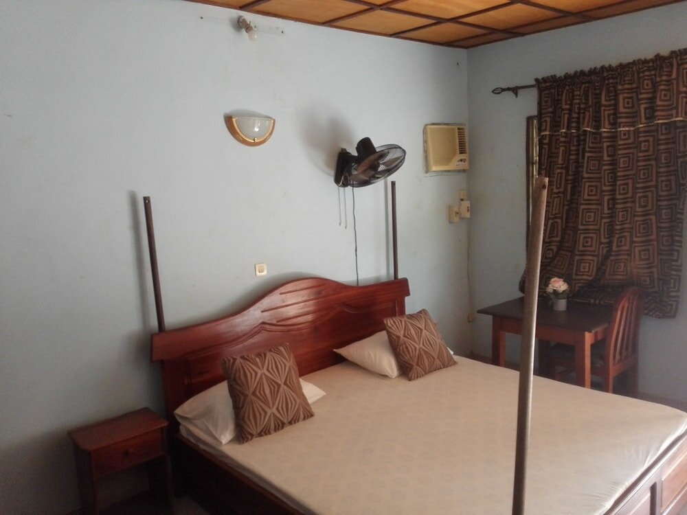 Фото Centre Ayifa Hôtel