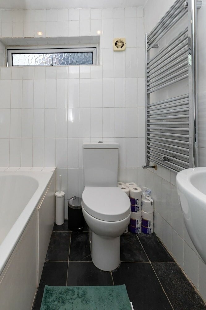 Фото Spacious 1bd Flat w Garden - Hammersmith!