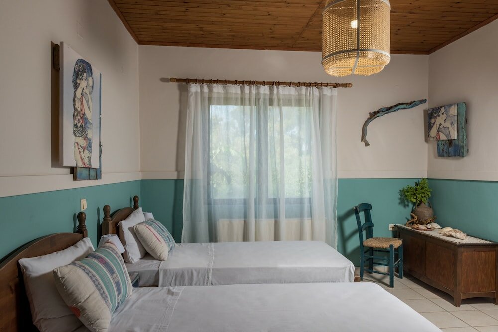 Фото Amnisiades Apartments