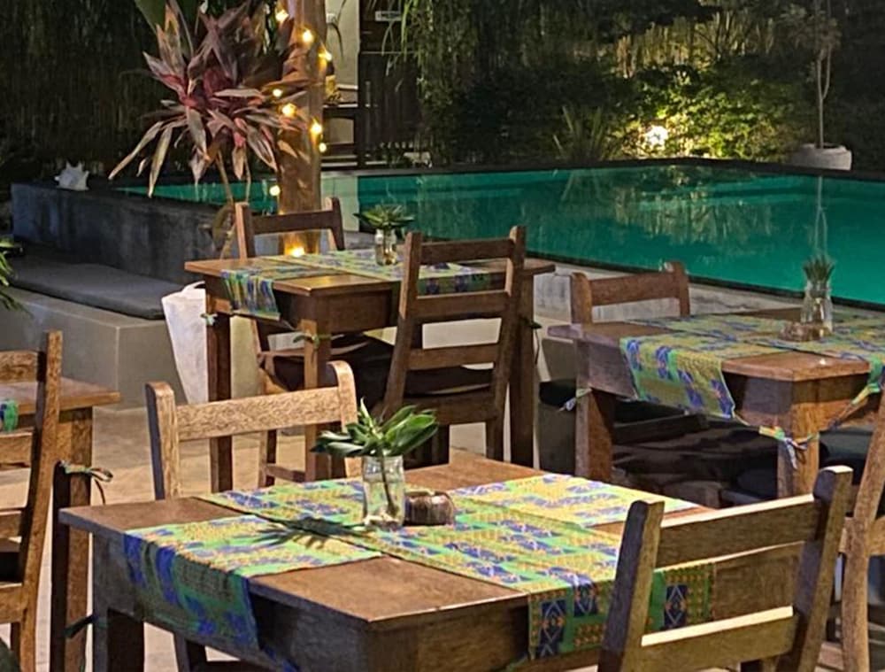 Фото Shamba Village Hotel