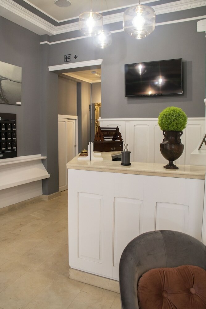 Фото Alda Miramar Rooms