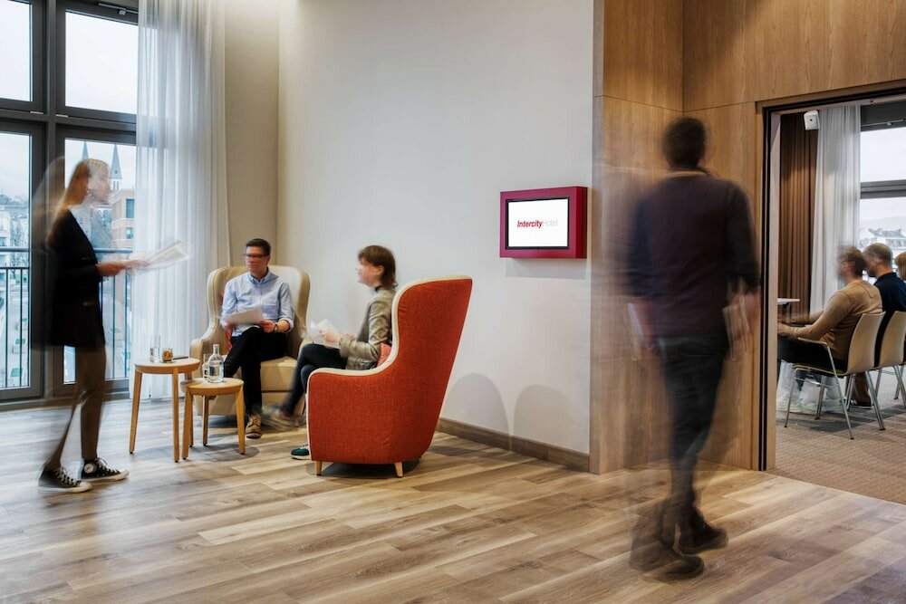 Фото IntercityHotel Wiesbaden