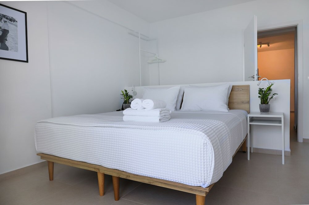 Фото Sea Breeze Hotel