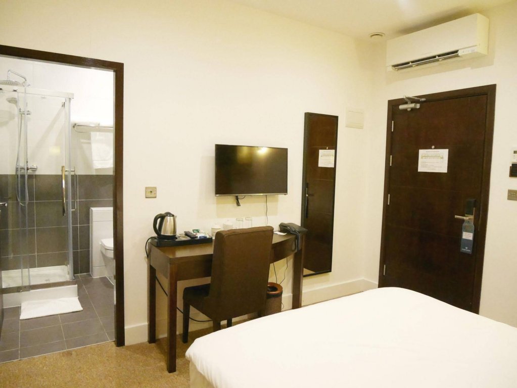 Фото Grand Sapphire Hotel