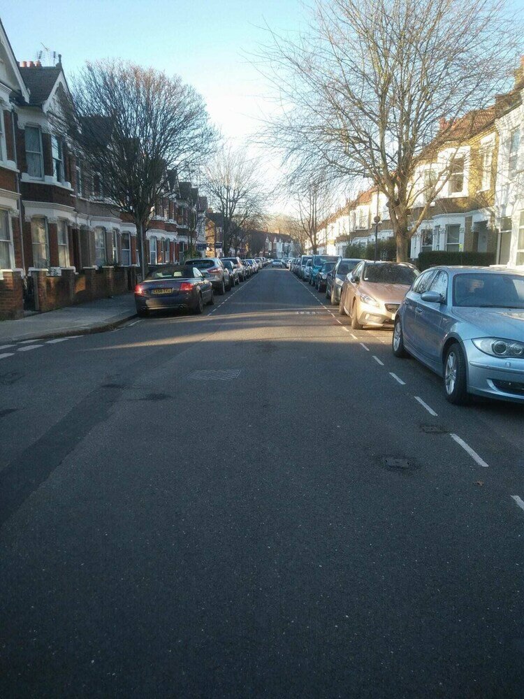 Фото Charming 3-bedroom Garden Flat In Edwardian Terrace