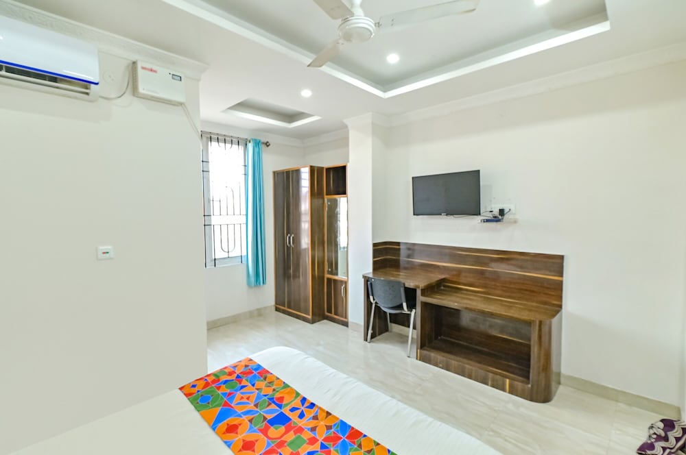 Фото Fabhotel Good Luck Residency