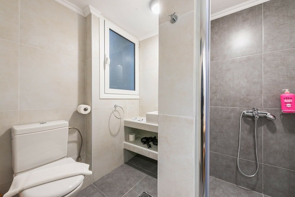 Фото Spacious Acropolis Home by CloudKeys