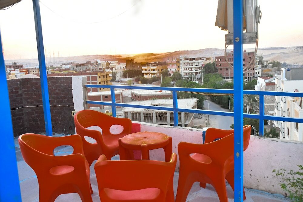 Фото Captain Guest House