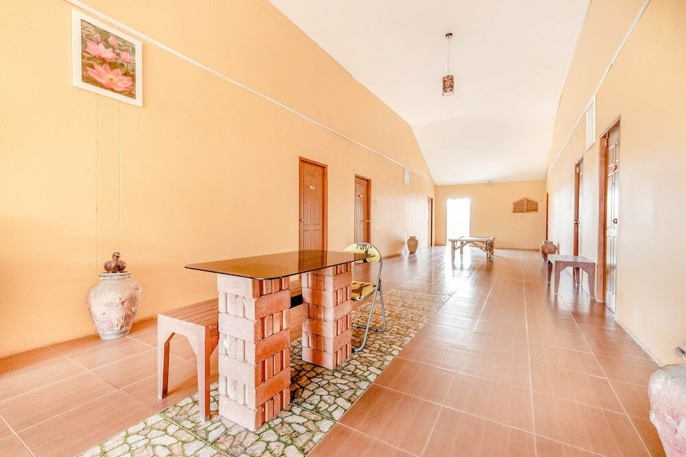 Фото Oyo 722 i Oun Inn