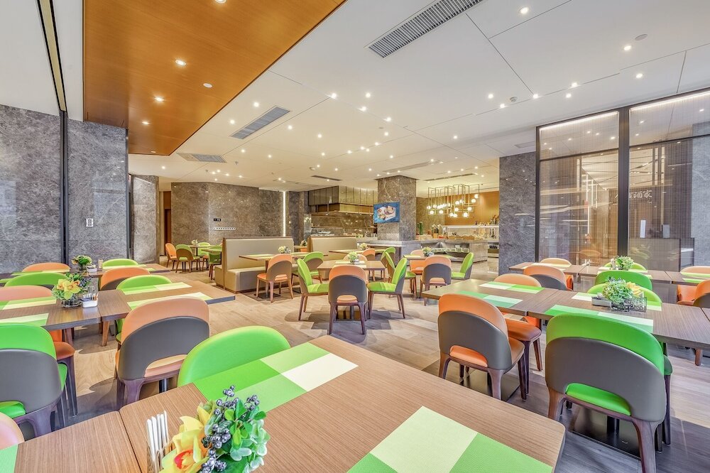 Фото Hampton by Hilton Dongguan Central Square