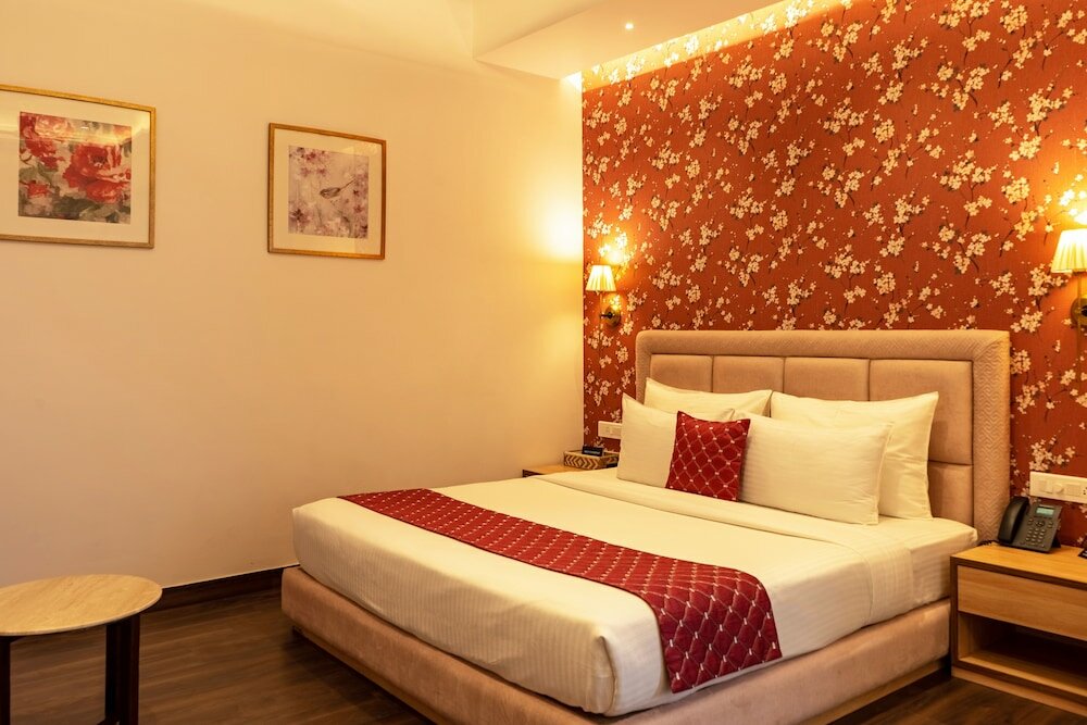 Фото Palasa Hotel