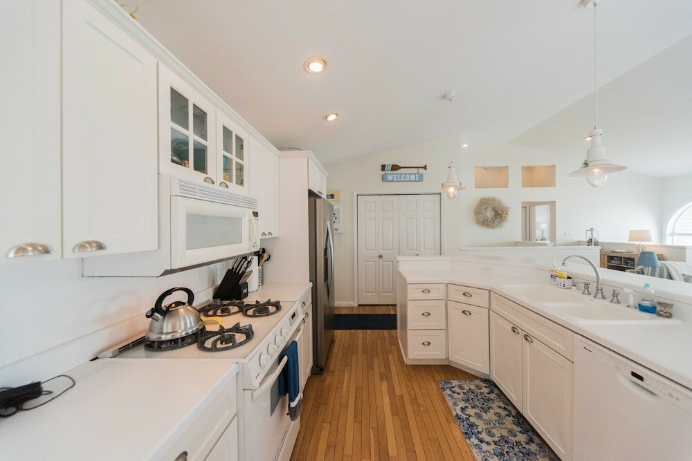 Фото Lake-front Luxury 5bdrm on Kentucky Lake - Jz Vacation Rentals