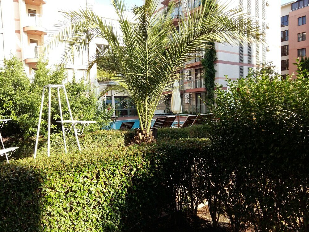 Фото Menada Apartments in Tarsis Nova Complex