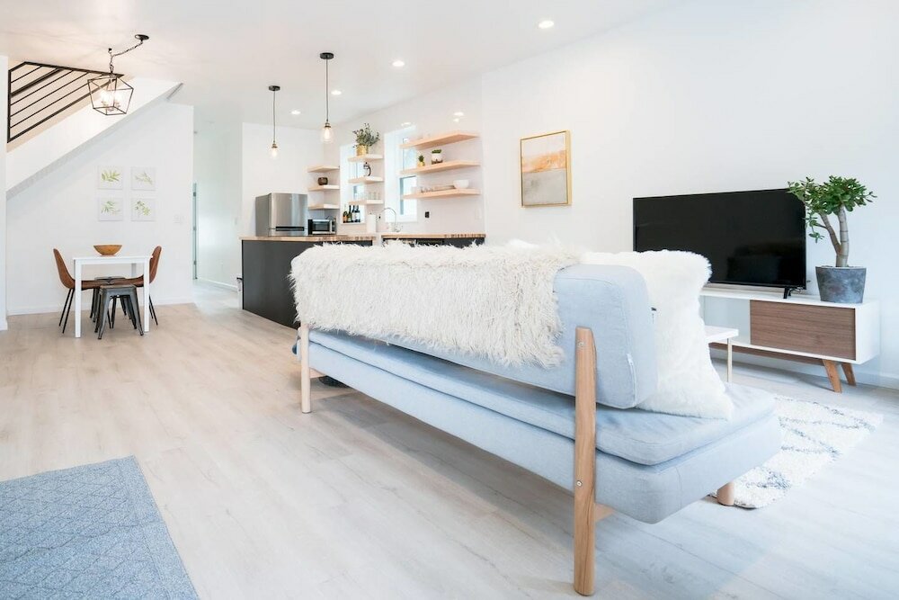 Фото The Mile High Escape in Curtis Park