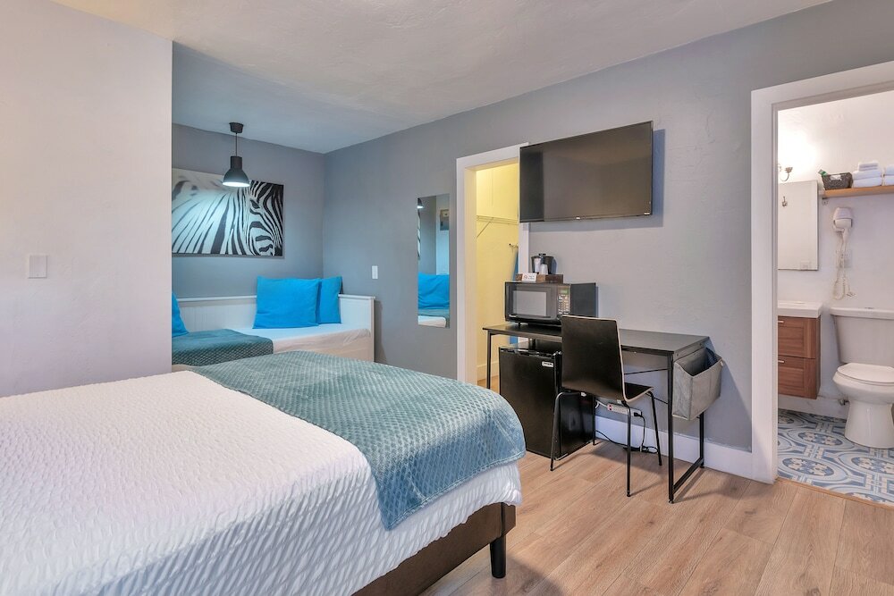 Фото Oasis Hotel