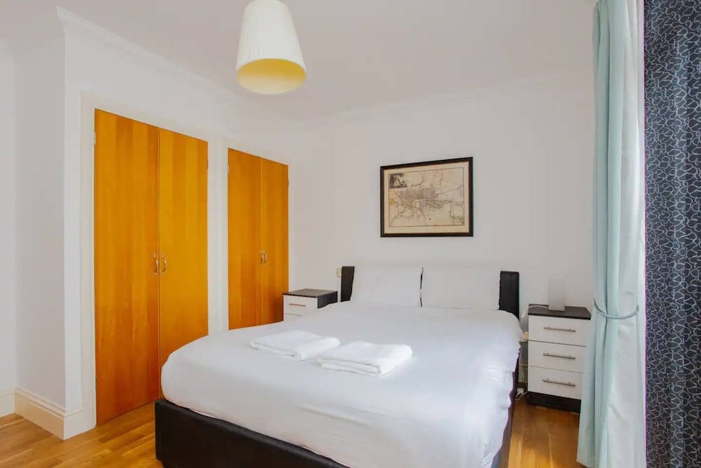 Фото Bright 2 Bedroom Apartment in Islington