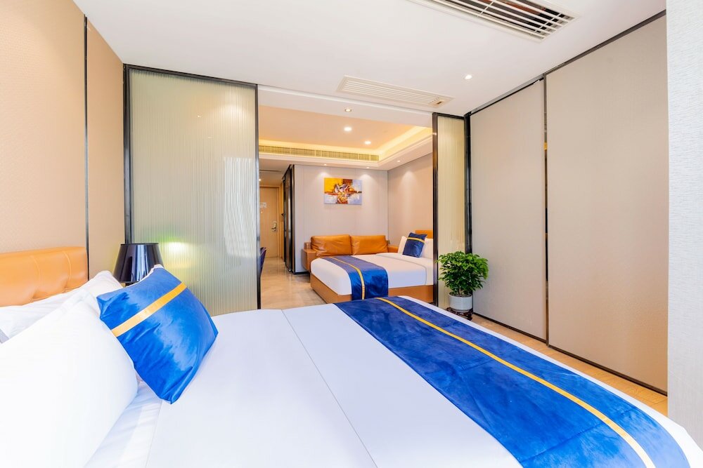 Фото Cloudy International Apartment