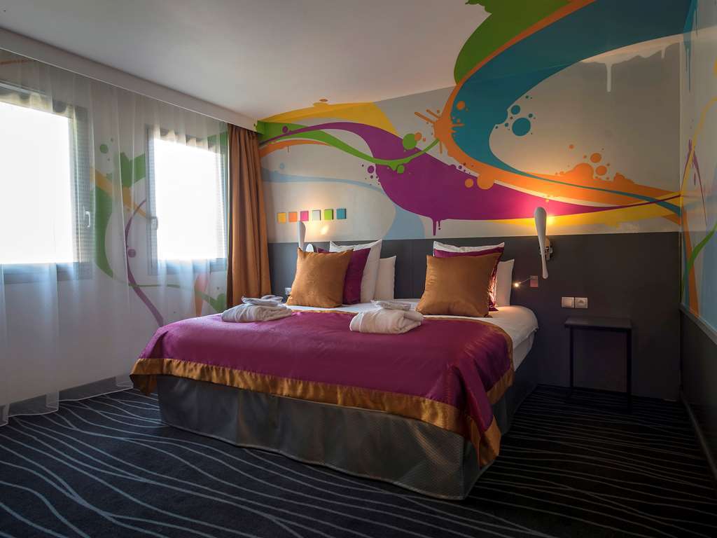 Фото Hôtel Mercure Rouen Centre Champ de Mars