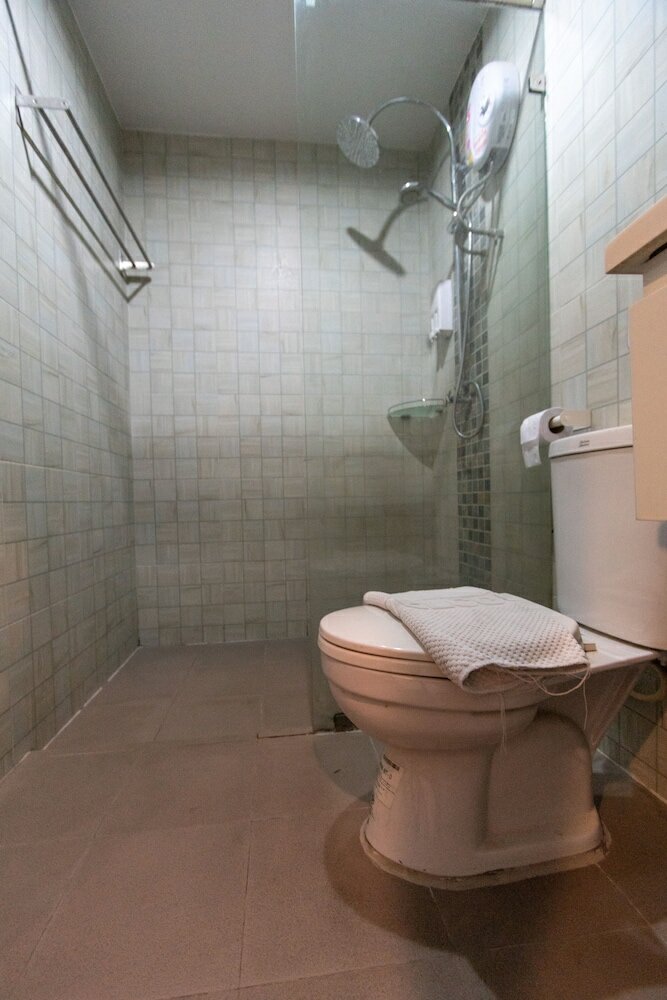 Фото Sunny Hostel Chiangmai @Tha Pae