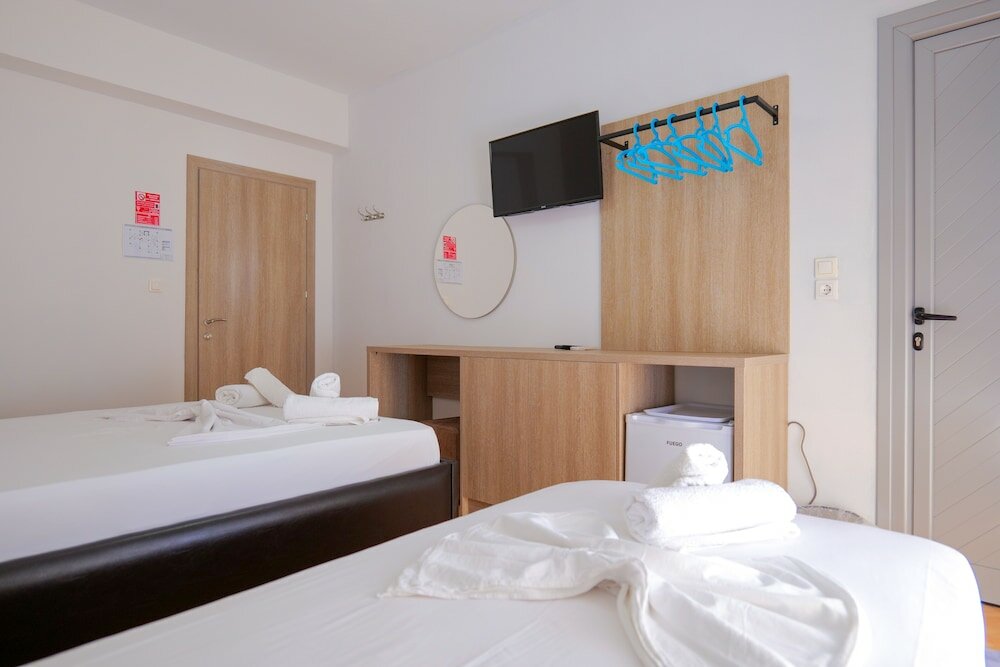 Фото Hotel Driloni