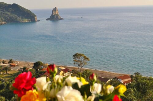 Гостиница Holiday Apartment Yannis on the Beach of Agios Gordios in Corfu
