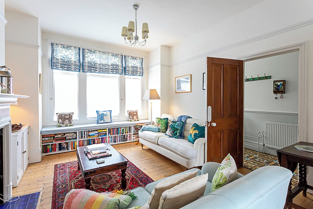 Фото Gorgeous Brixton Garden House