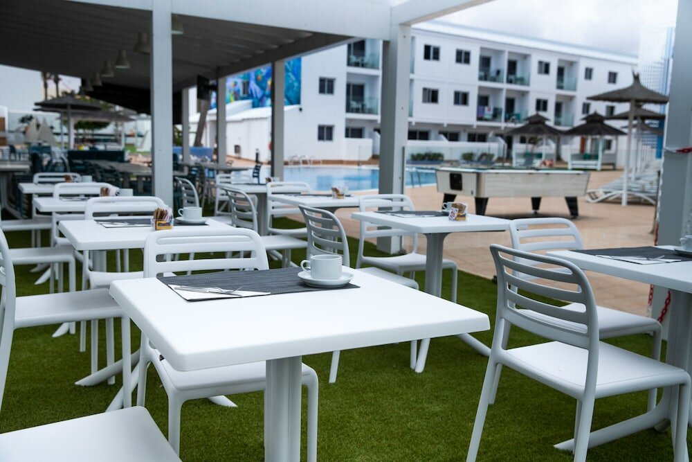 Фото Corralejo Surfing Colors Hotel&Apartments