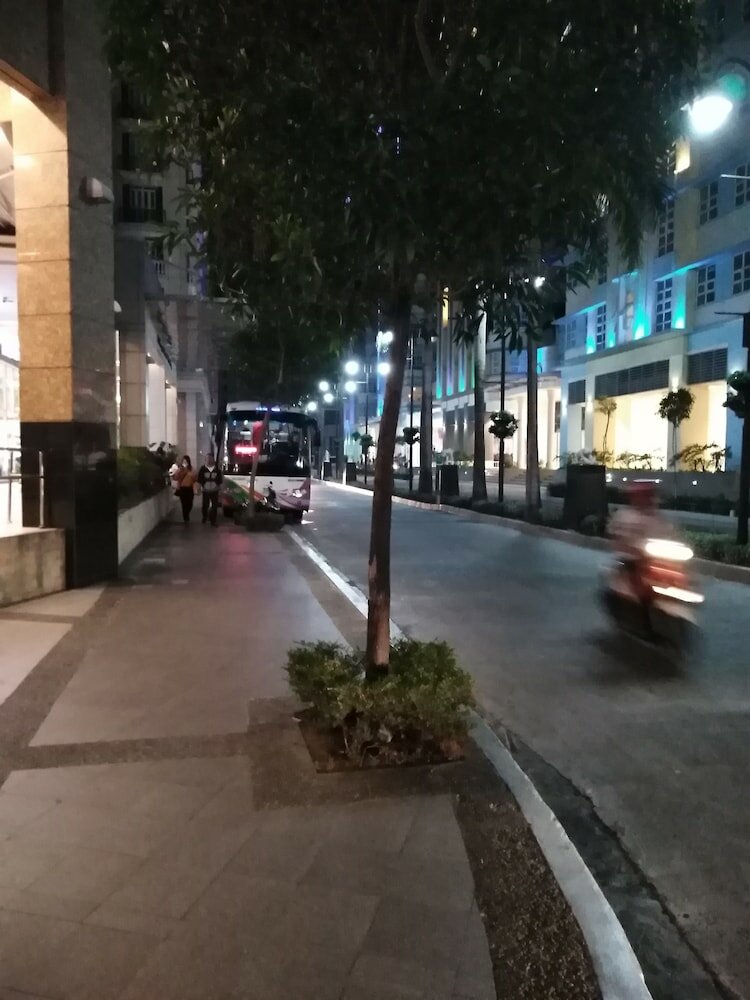 Фото Henry's Newport