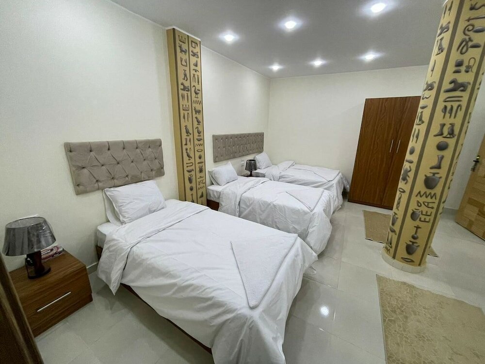 Фото The pyramids plateau view