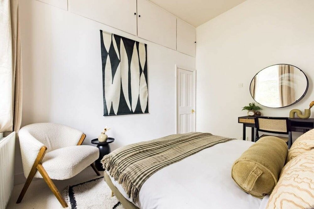 Фото The Eltham Classic - Stunning 1bdr Flat With Garden