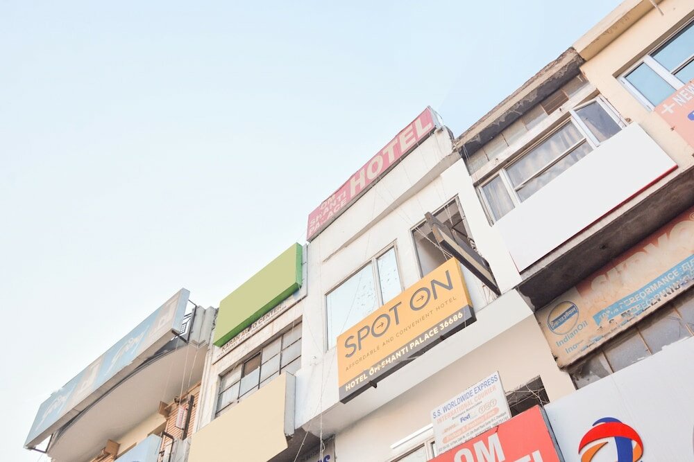 Фото Spot On 36686 Hotel Om Shanti Palace