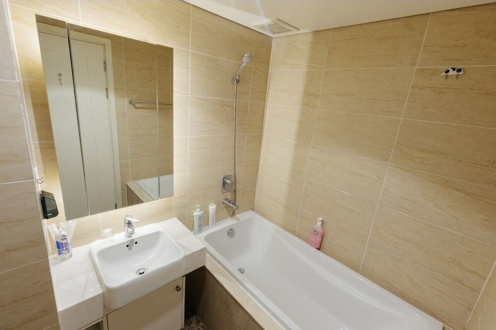 Фото Business Serviced Apartment D'capitale