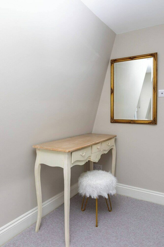 Фото Beautiful 3bd Garden Flat - Tooting!