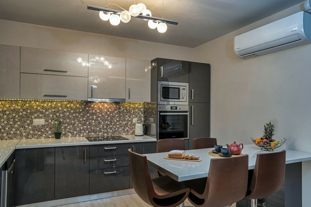 Фото City Gem Apartment