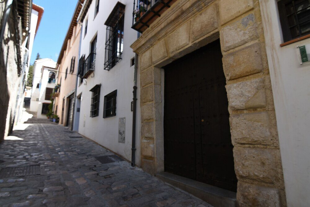 Фото TuGuest Alhambra Apartments II