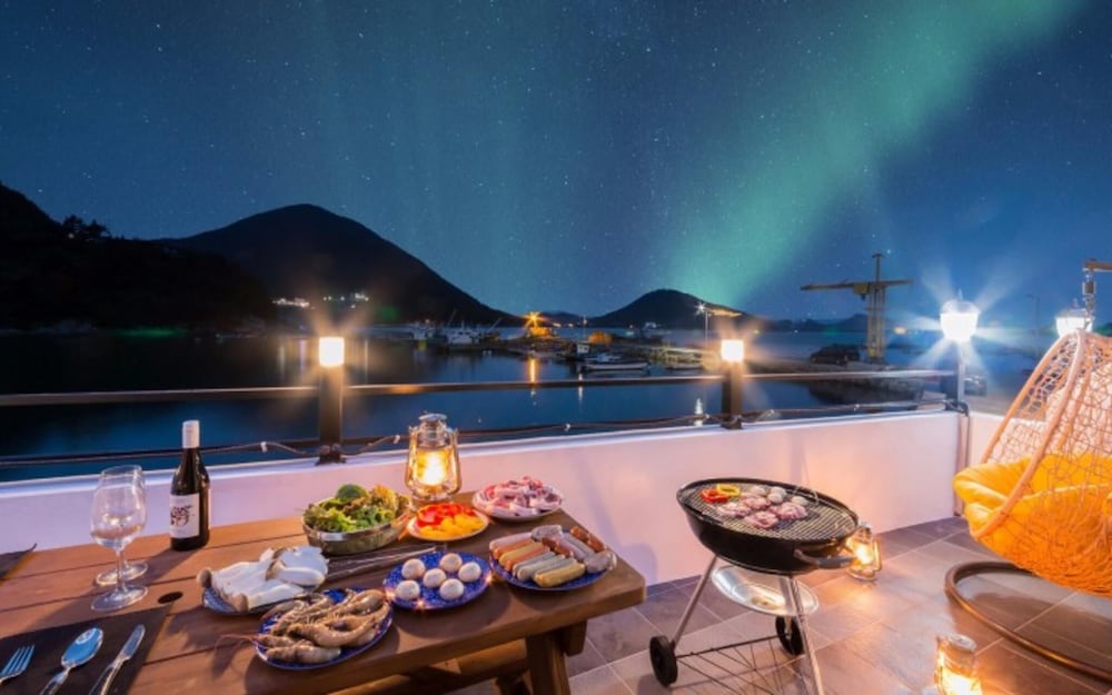 Фото Yeosu Ocean View Pension