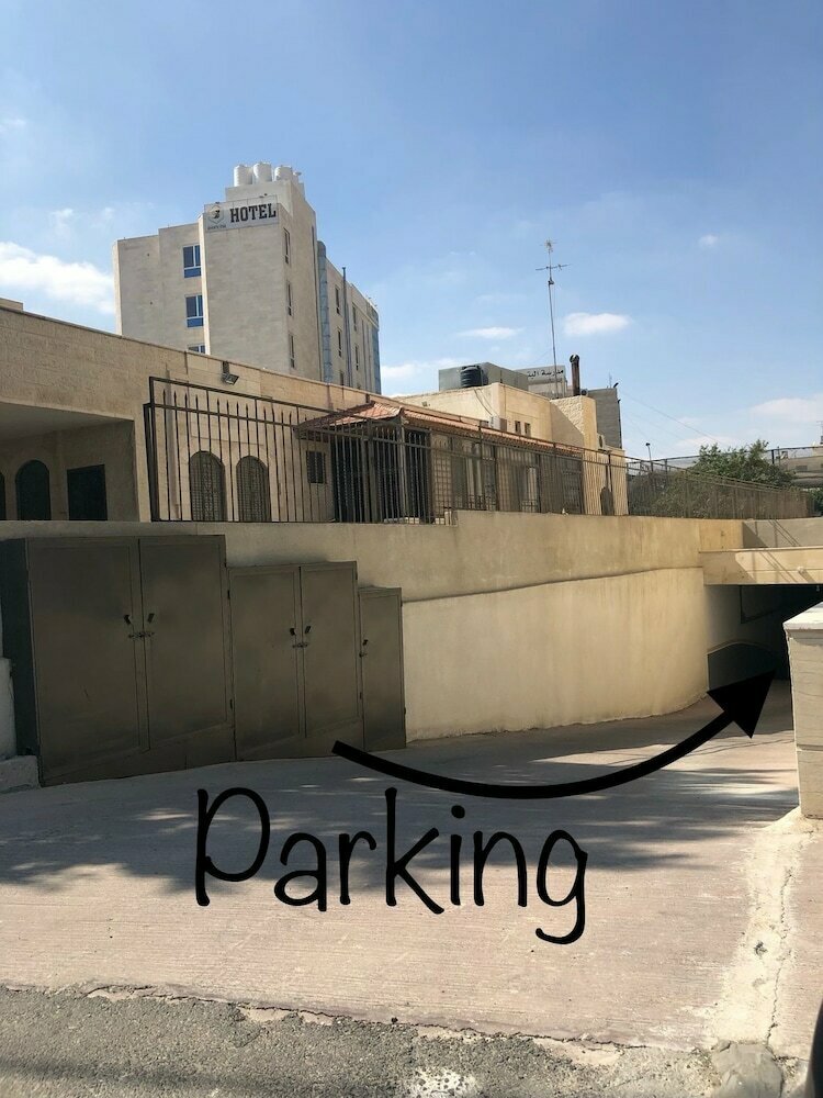 Hotel Best apartment with the best location, Amman, photo