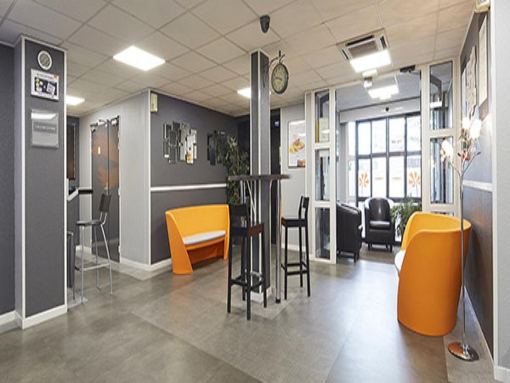 Фото Première Classe Paris Ouest - Gennevilliers Barbanniers