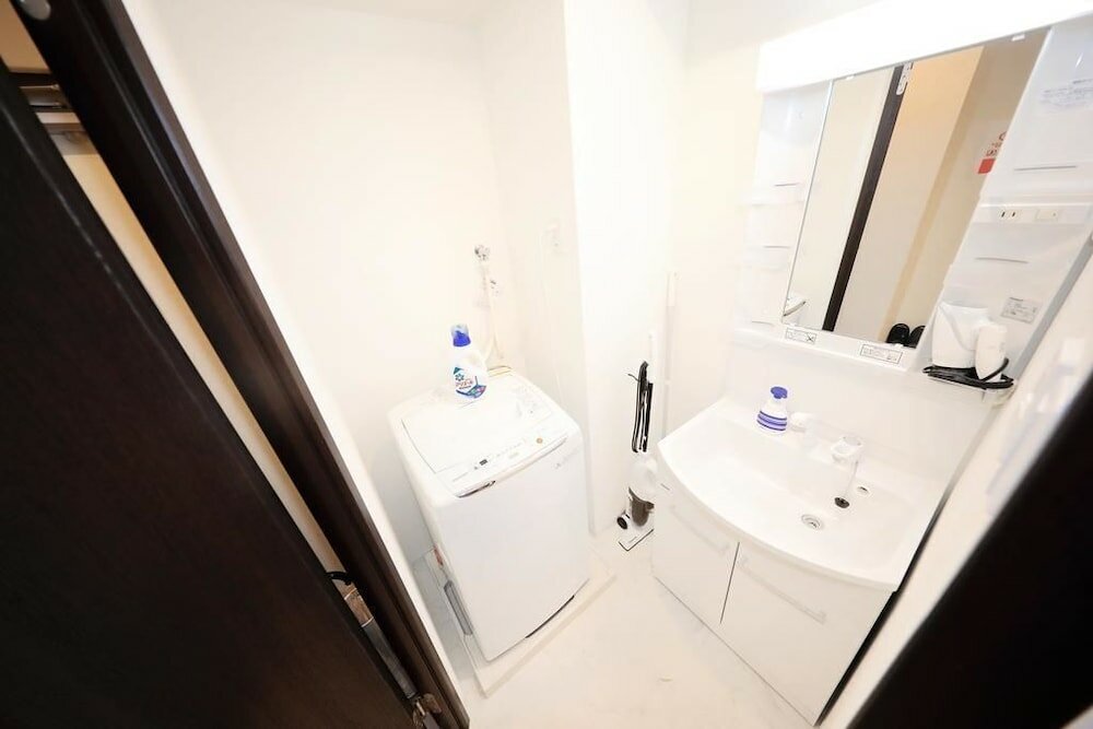 Фото Premier in Land Mark Ebisu Osaka 301 - 171-16