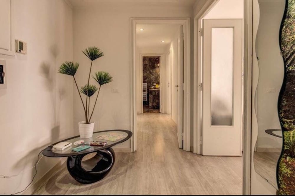 Фото Retro2 Vaticano-max 4 pax