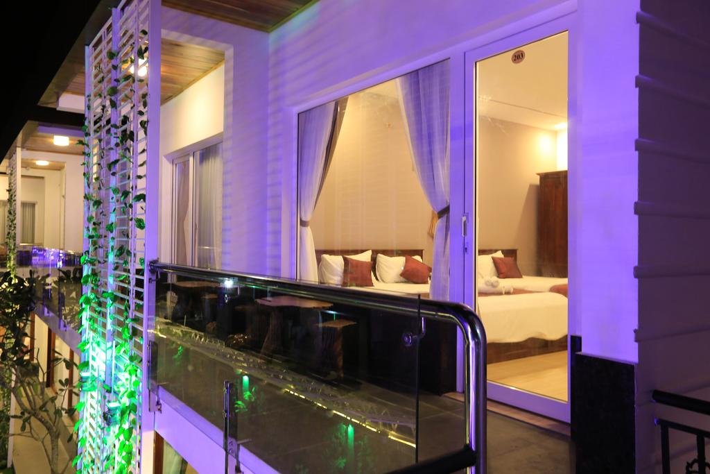 Фото Hotel Blue Dragon