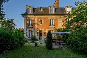 Гостиница L'Hôtel Particulier в Аньере-сюре-Сене